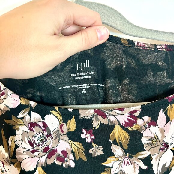 J. Jill Black Floral Supima Split Sleeve Tunic Long-Lined Modal Blend Size MT - Picture 2 of 5